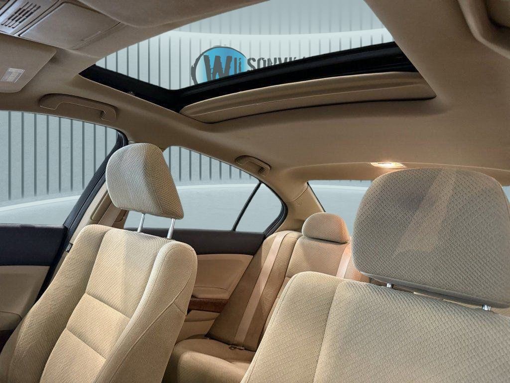 Used 2011 Honda Accord EX with VIN 1HGCP2F71BA016795 for sale in Wilsonville, OR