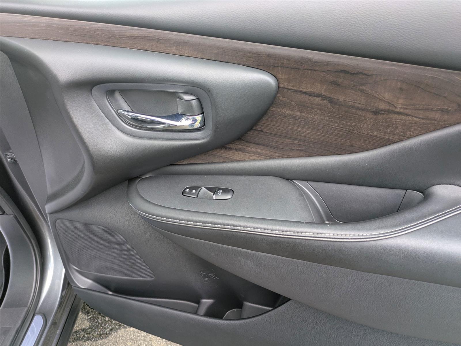 2020 Nissan Murano Platinum photo 29