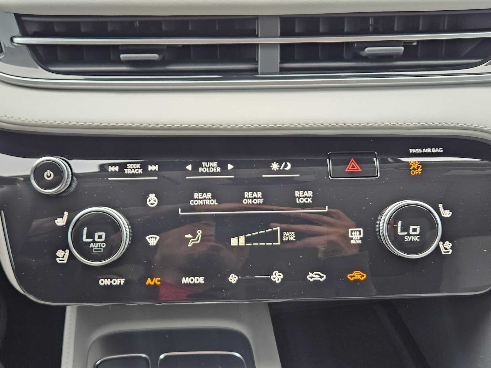2026 Infiniti QX60 Luxe AWD photo 13