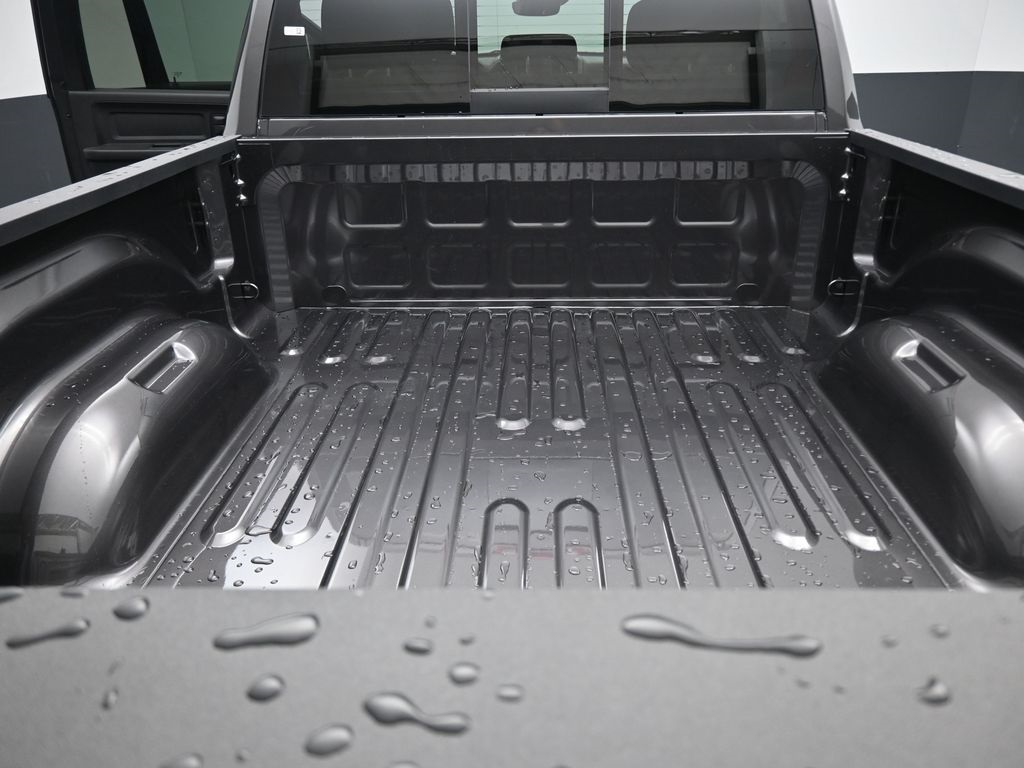2025 Ram 2500 Tradesman photo 11