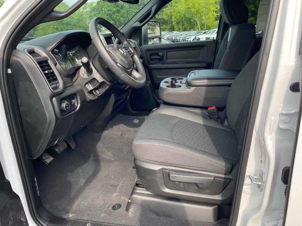 2025 Ram 2500 Tradesman photo 5