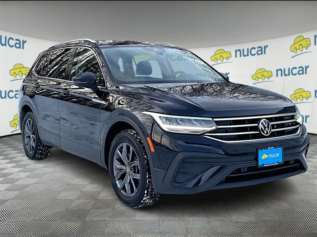 2022 Volkswagen Tiguan SE's photo