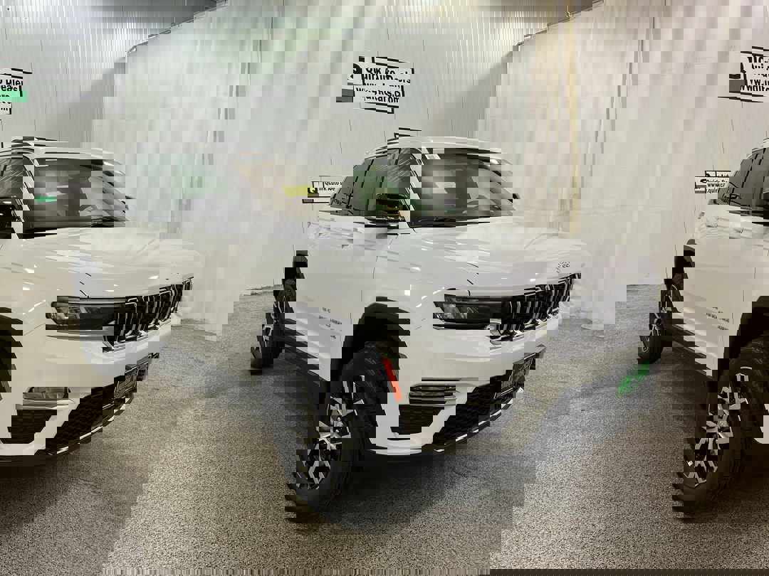 2025 Jeep Grand Cherokee Limited's photo