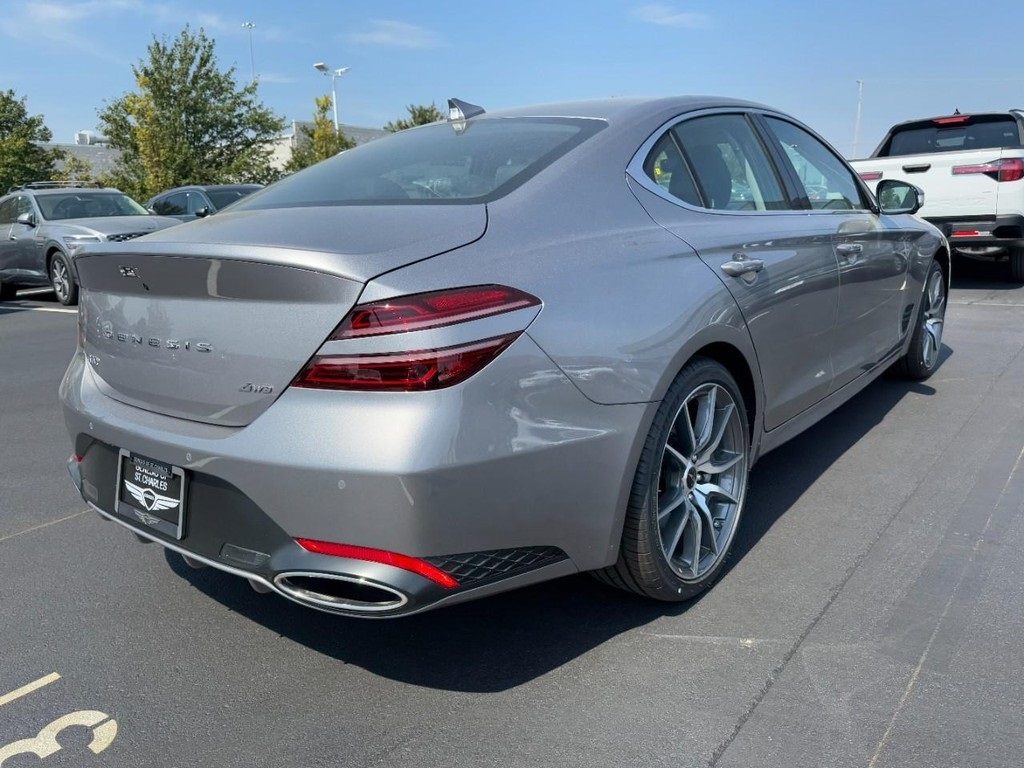 2026 Genesis G70 2.5T Prestige AWD photo 3