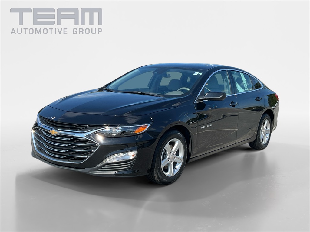 2024 Chevrolet Malibu 1LT photo 3