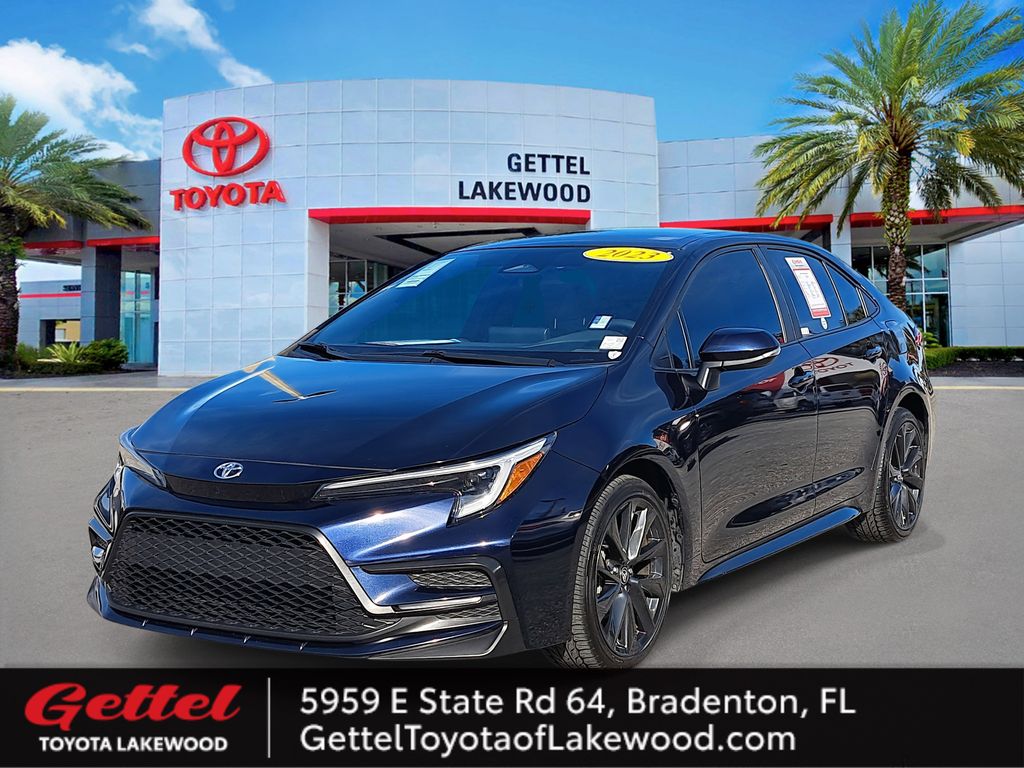 2023 Toyota Corolla SE's photo