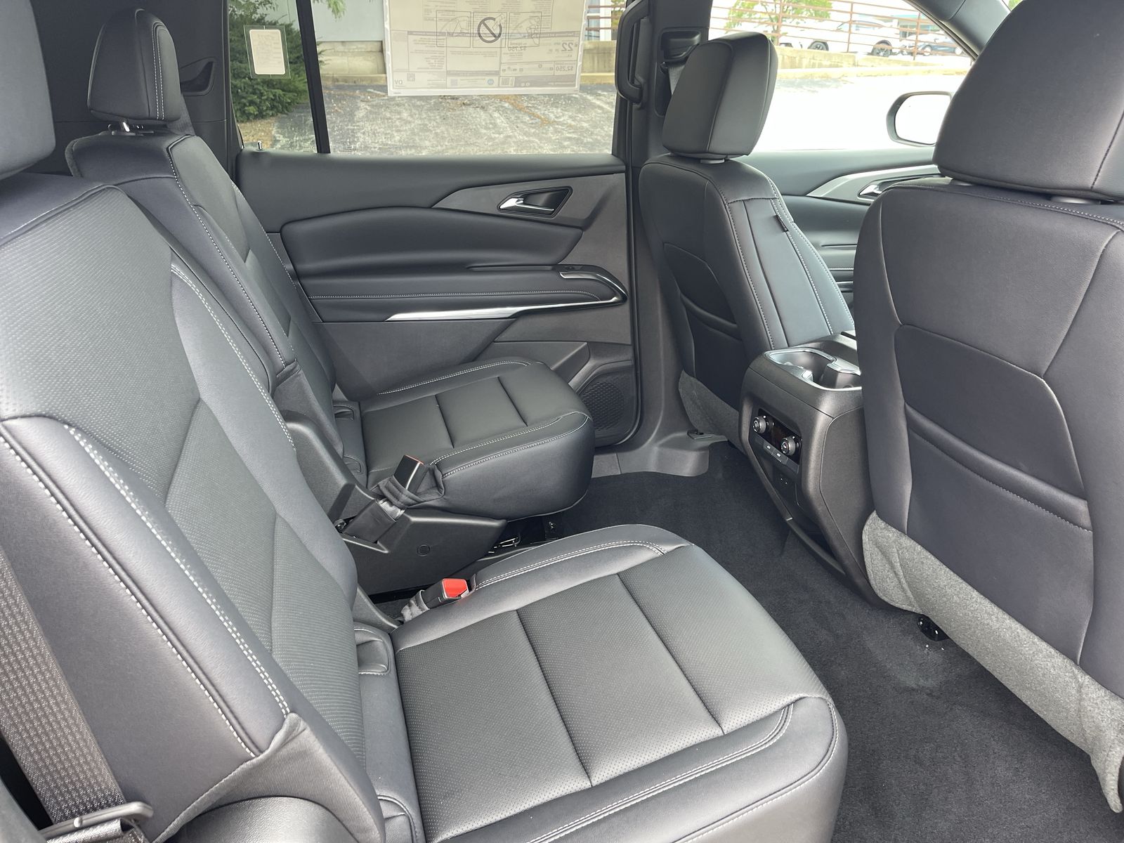 2026 Chevrolet Traverse photo 6