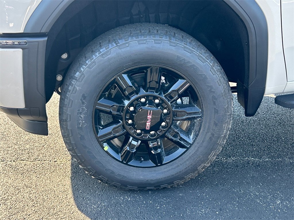 2026 GMC SIERRA HD - Image 10