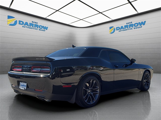 2023 Dodge Challenger R/T Scat Pack photo 2