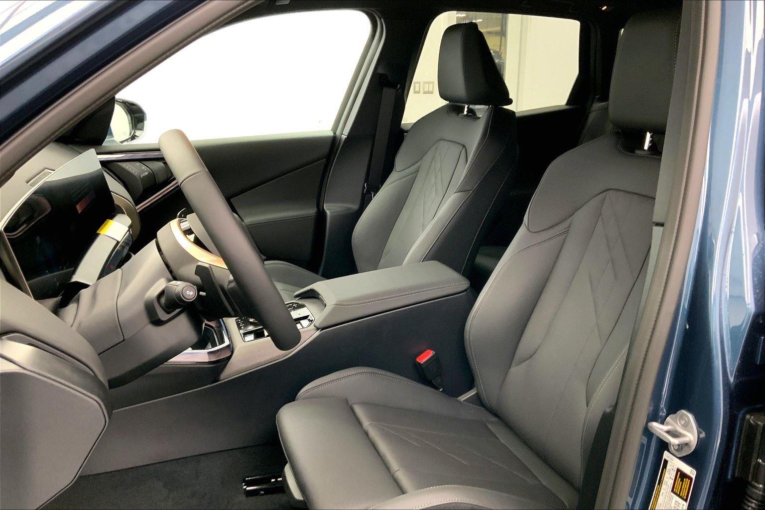 2025 Bmw X3 30x Drive photo 4