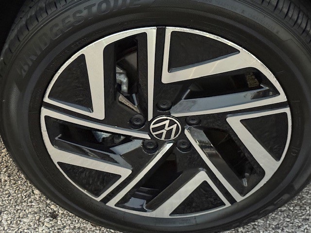 2023 Volkswagen Jetta 1.5T SEL photo 12