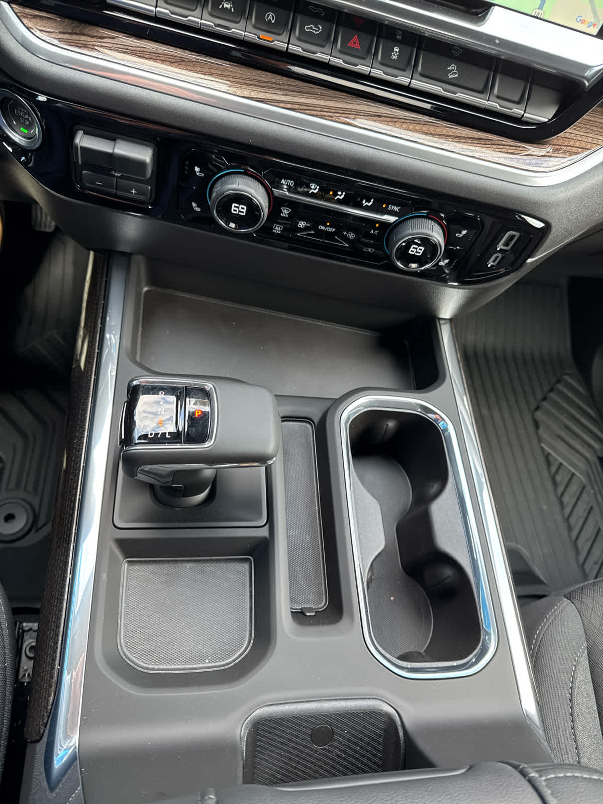 2025 Chevrolet Silverado 1500 LT Trail Boss photo 14
