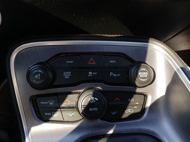 2016 Dodge Challenger R/T Plus Shaker photo 20