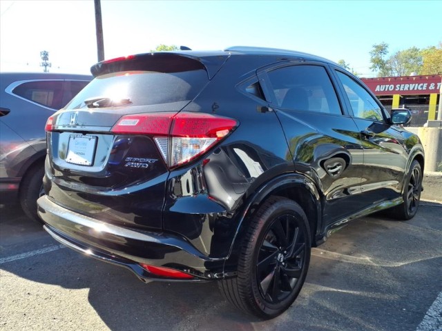 2022 Honda HR-V Sport photo 4
