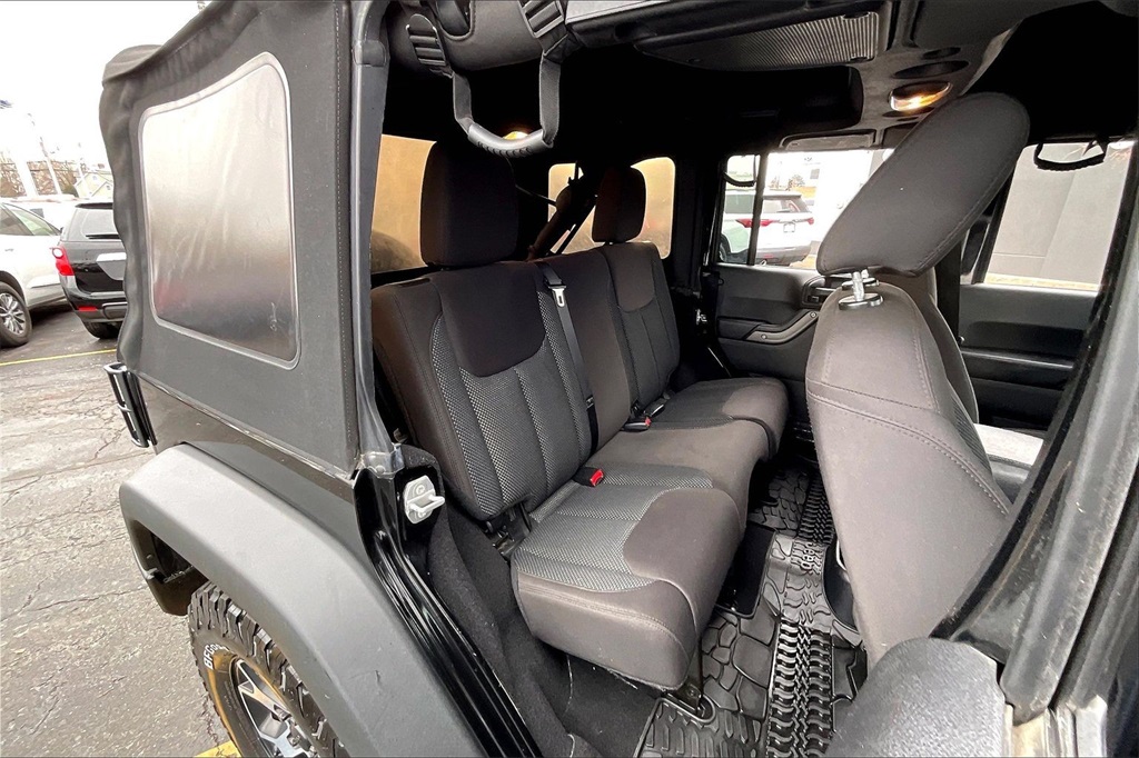 2016 JEEP WRANGLER - Image 21