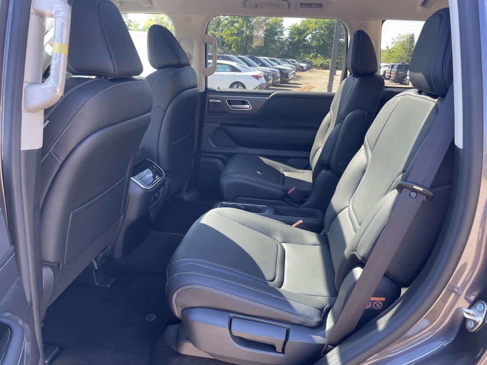 2026 Infiniti QX80 Pure photo 14