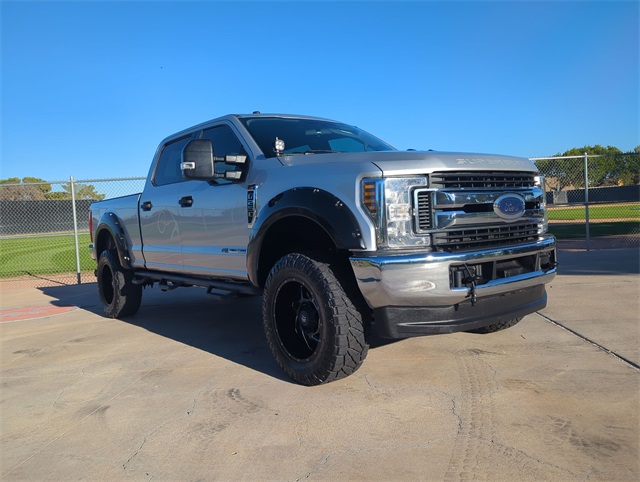 2018 Ford F-250 Super Duty XLT's photo