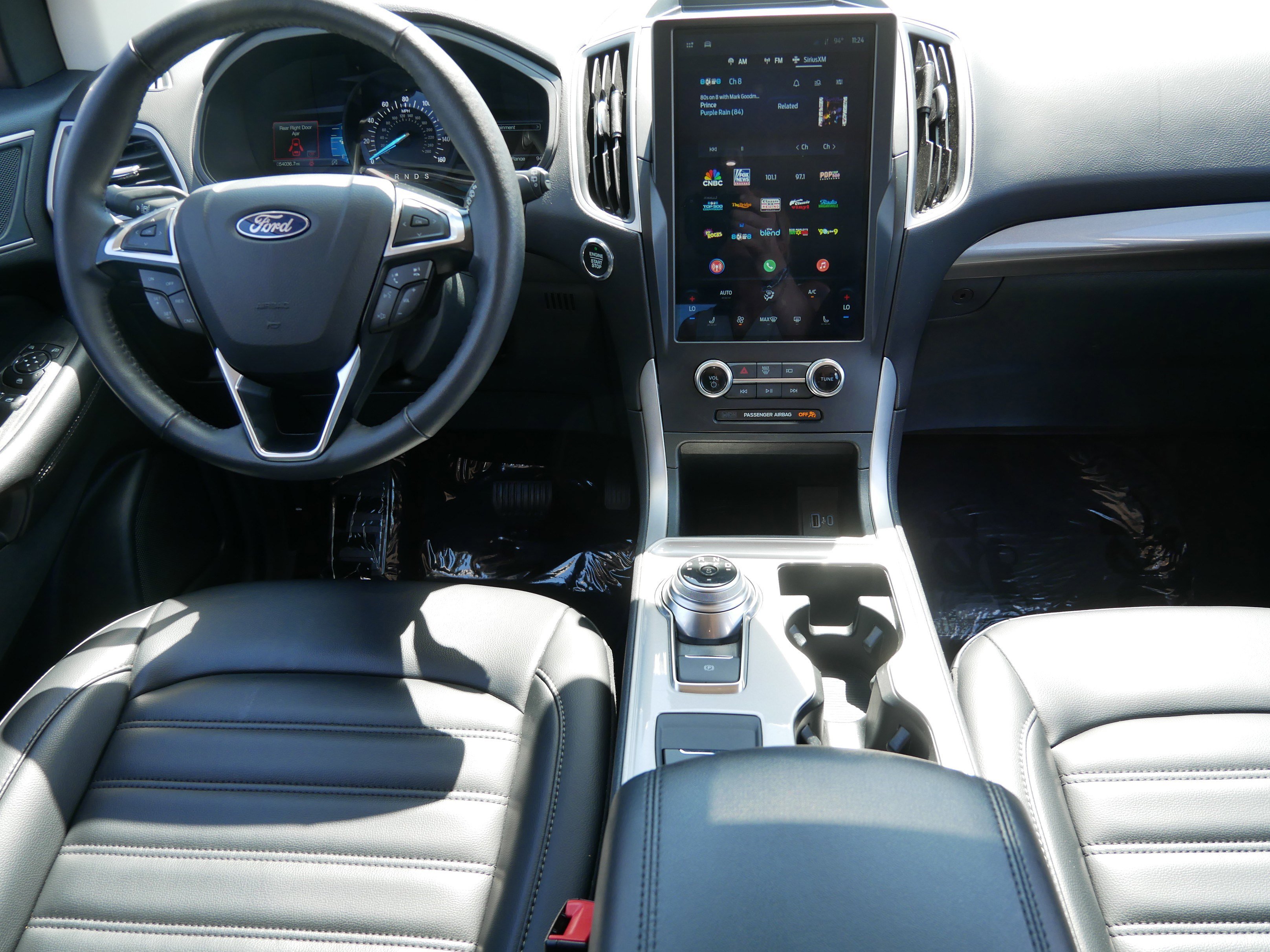 2024 Ford Edge SEL photo 10