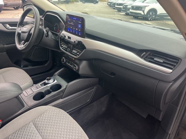 2020 Ford Escape SE photo 23