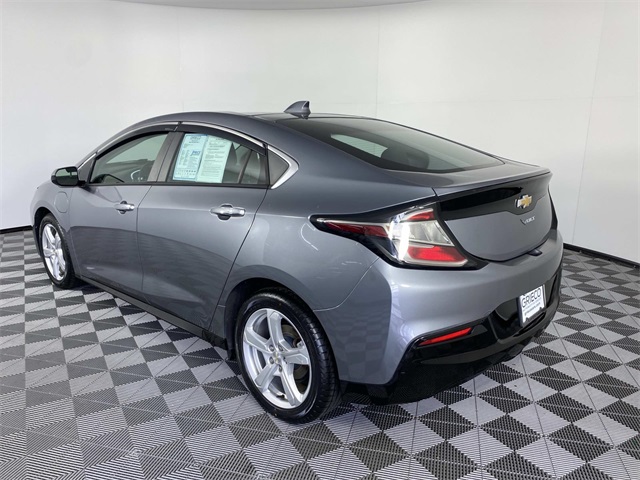 2018 Chevrolet Volt LT photo 5
