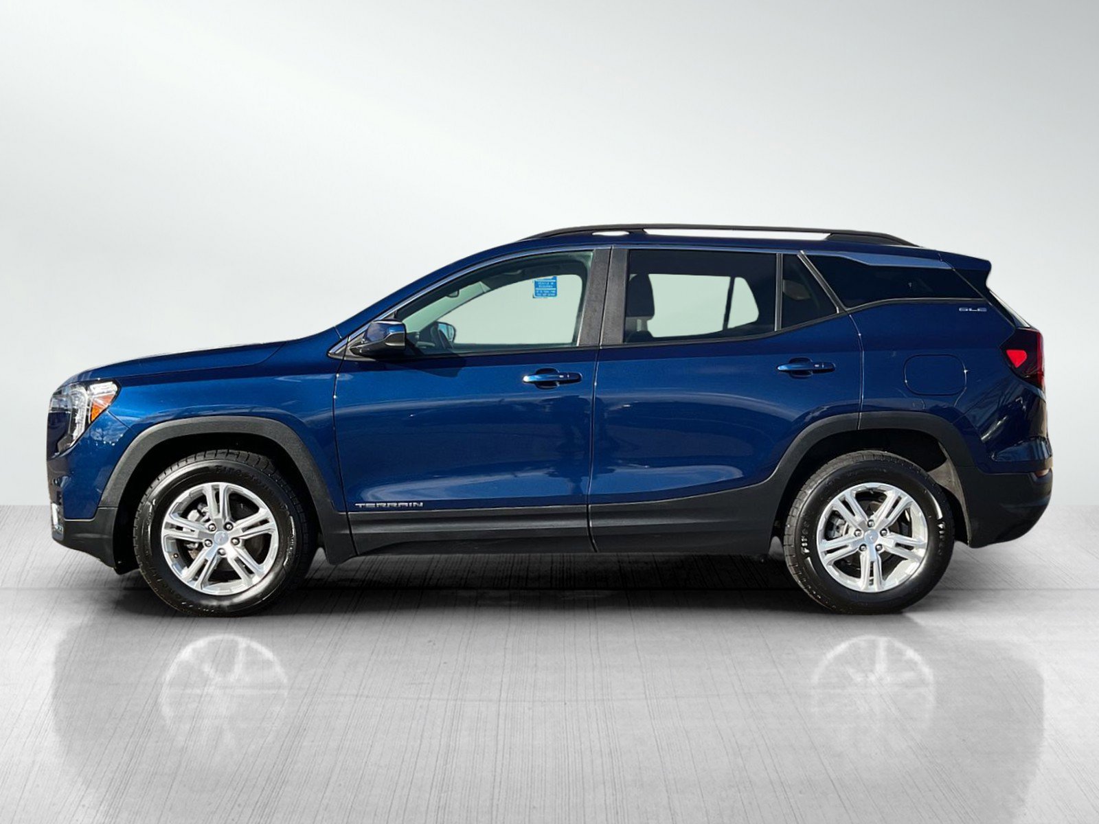 Used 2022 GMC Terrain SLE with VIN 3GKALTEVXNL303884 for sale in Brainerd, Minnesota