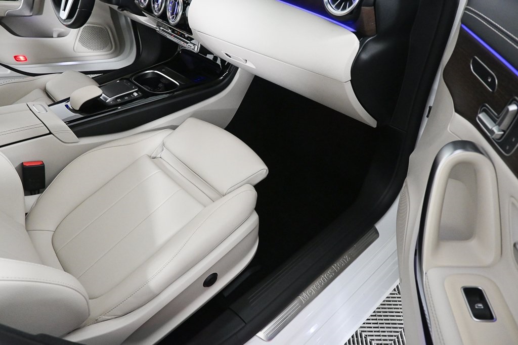 2022 Mercedes Benz CLA 250 4MATIC photo 23