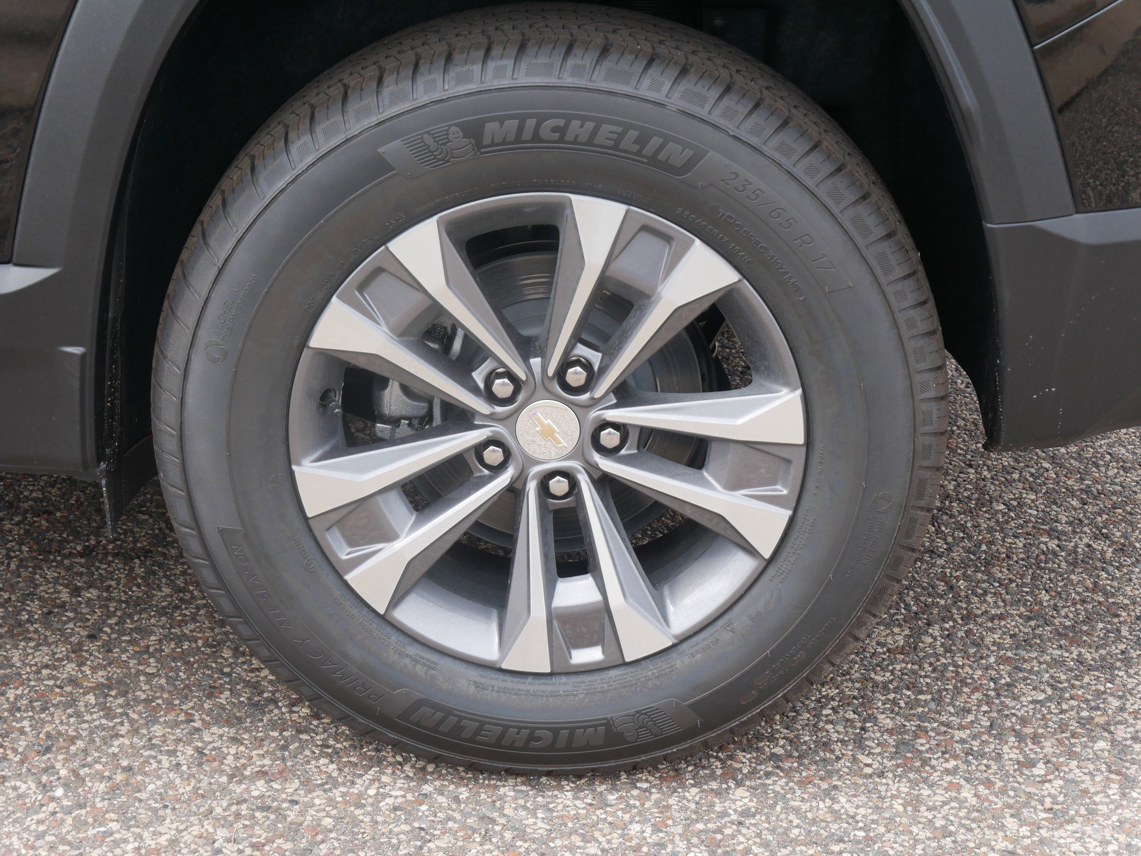2026 Chevrolet Equinox LT photo 3