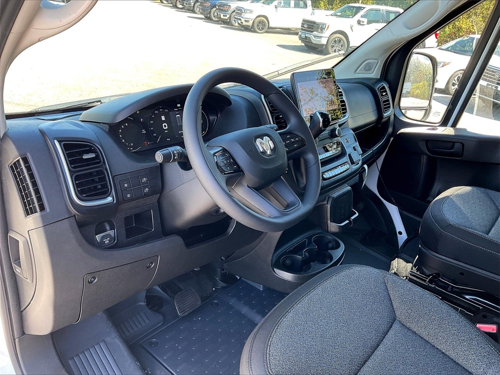 2025 Ram ProMaster 2500 photo 3