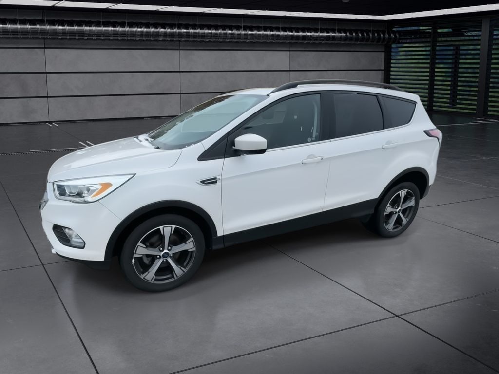 2018 Ford Escape SEL photo 4