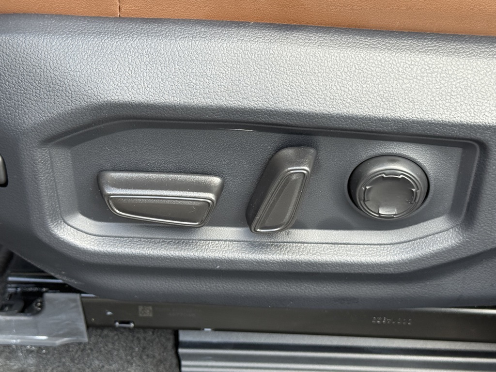 2024 Toyota Tundra 1794 Edition photo 17