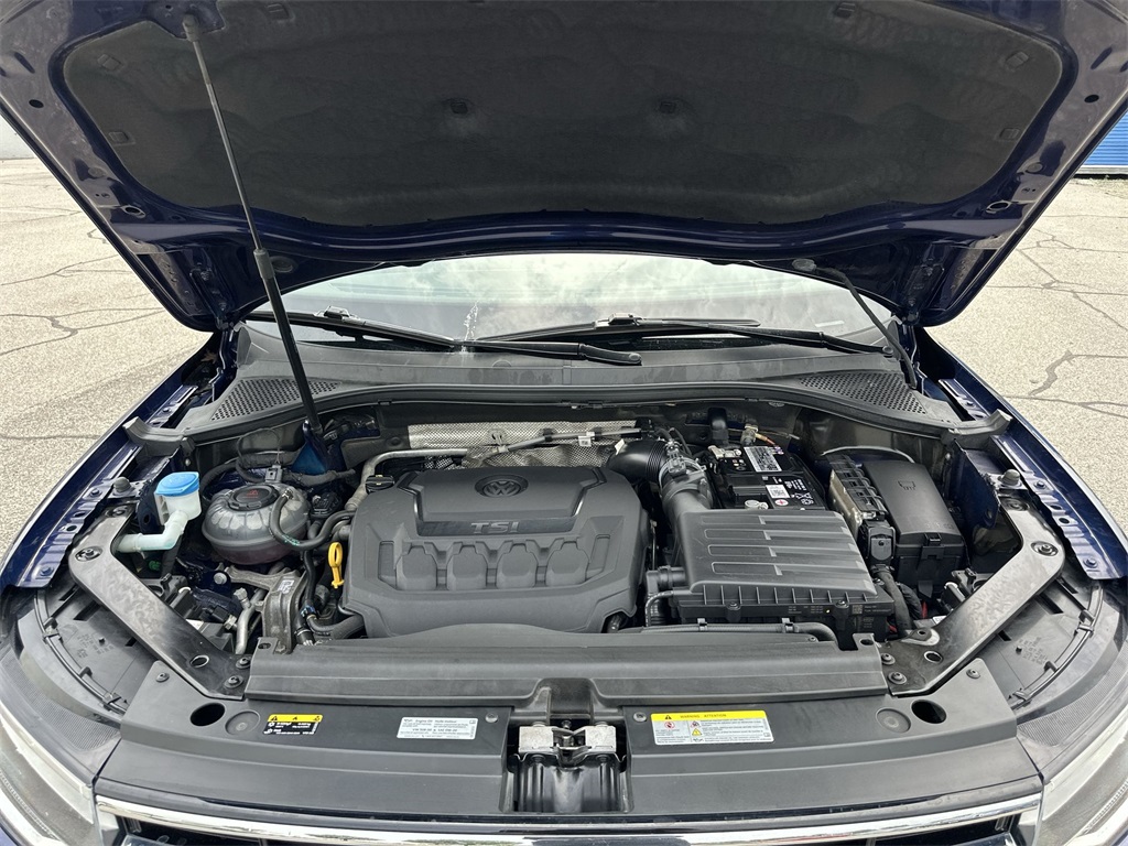 2023 Volkswagen Tiguan SE photo 8