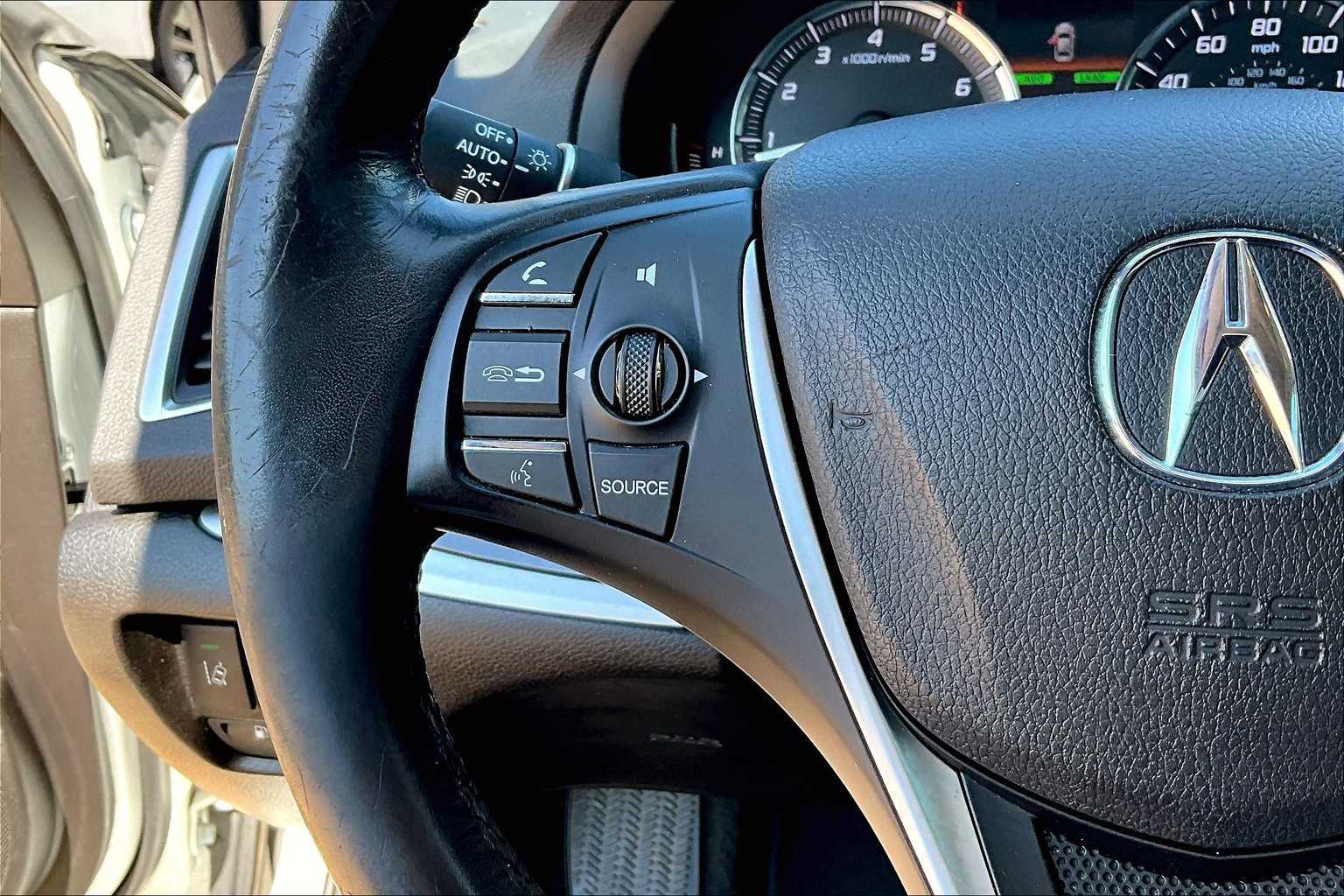 2018 Acura TLX photo 18