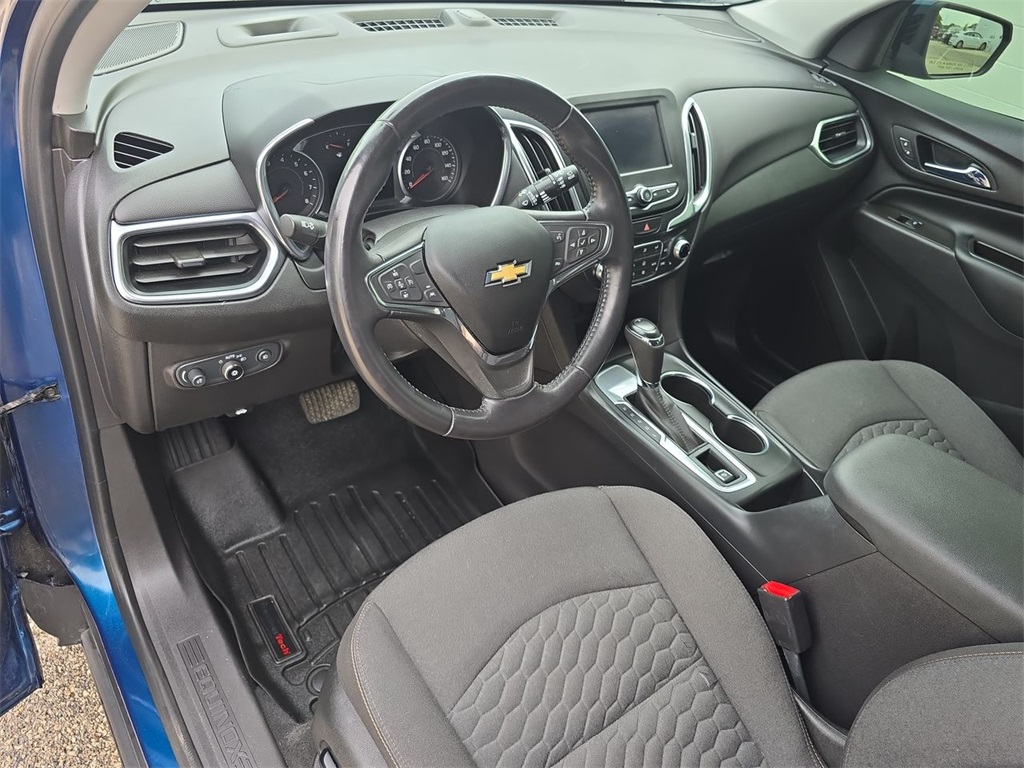 2021 Chevrolet Equinox LT photo 10