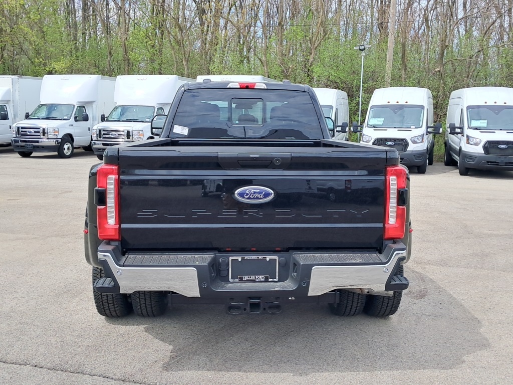 2025 Ford F-350 XLT photo 5