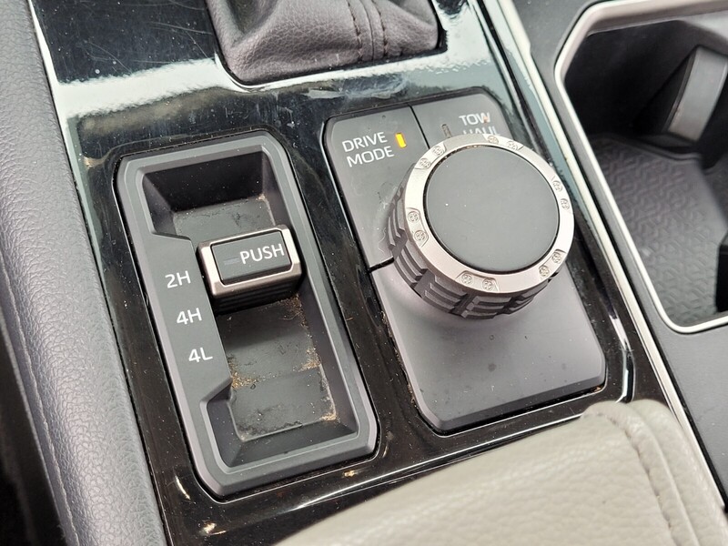 2022 Toyota Tundra Limited CrewMax photo 20