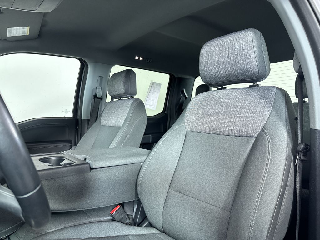 2021 Ford F-150 XLT photo 4