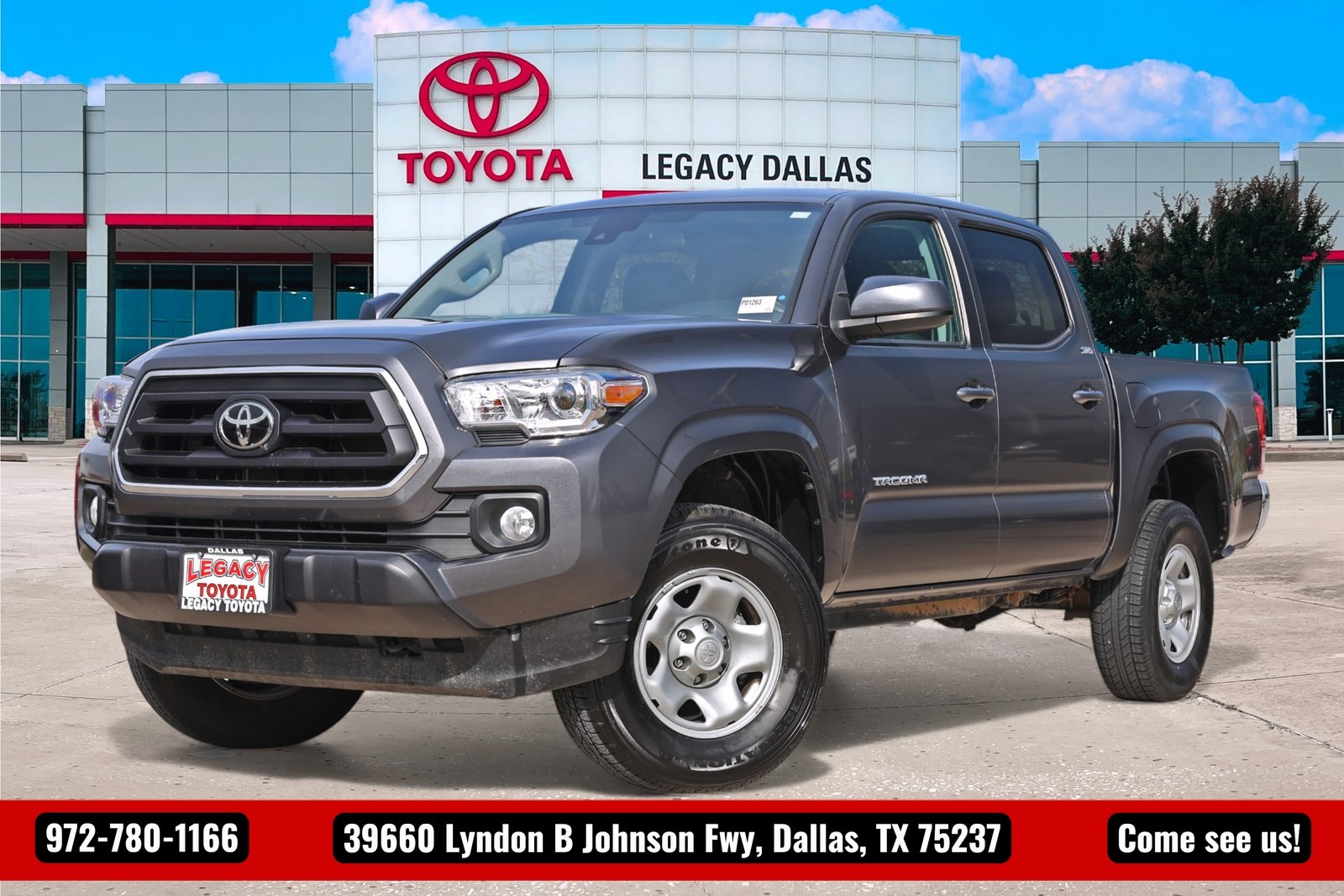 2023 Toyota Tacoma SR's photo