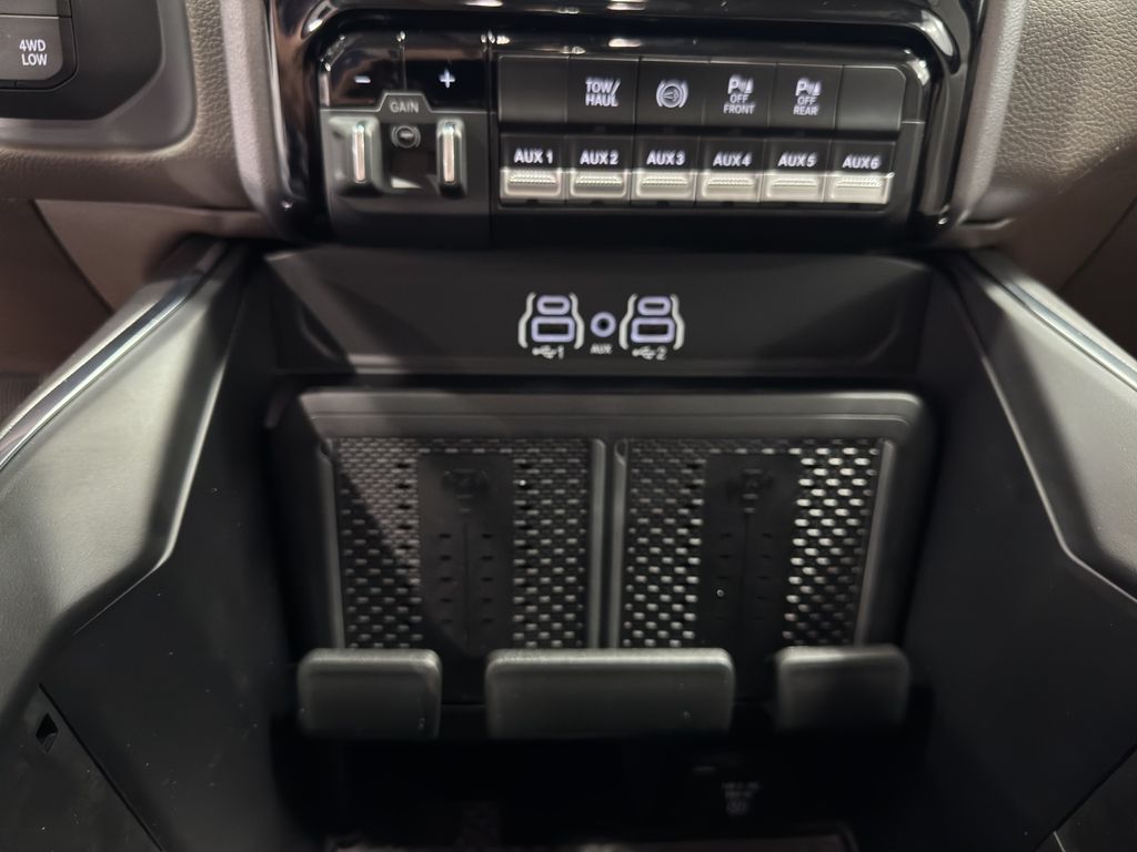 2026 Ram 2500 Laramie photo 26