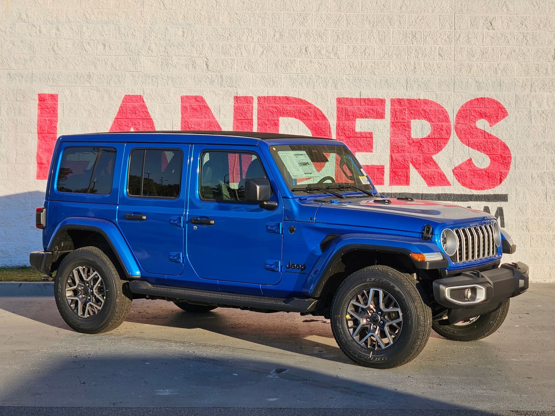 2026 Jeep Wrangler 4-Door Sahara's photo