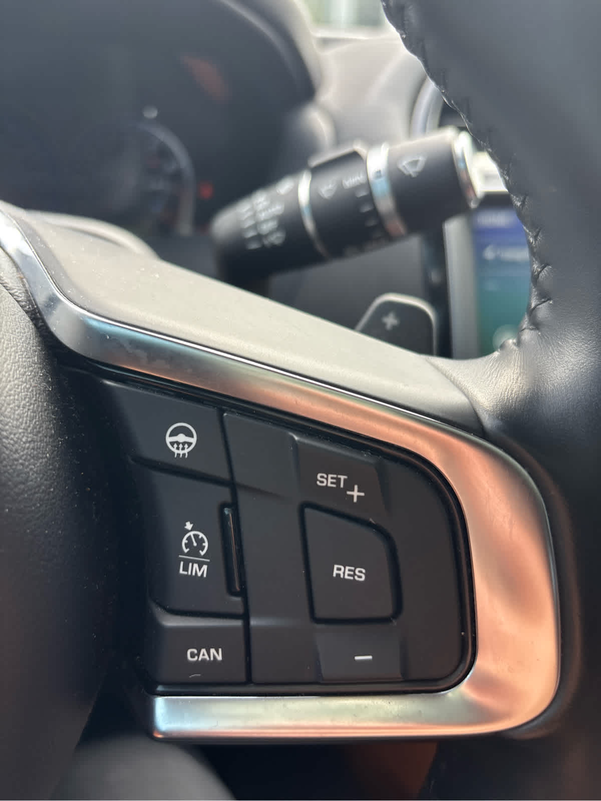 2018 Jaguar XE photo 8