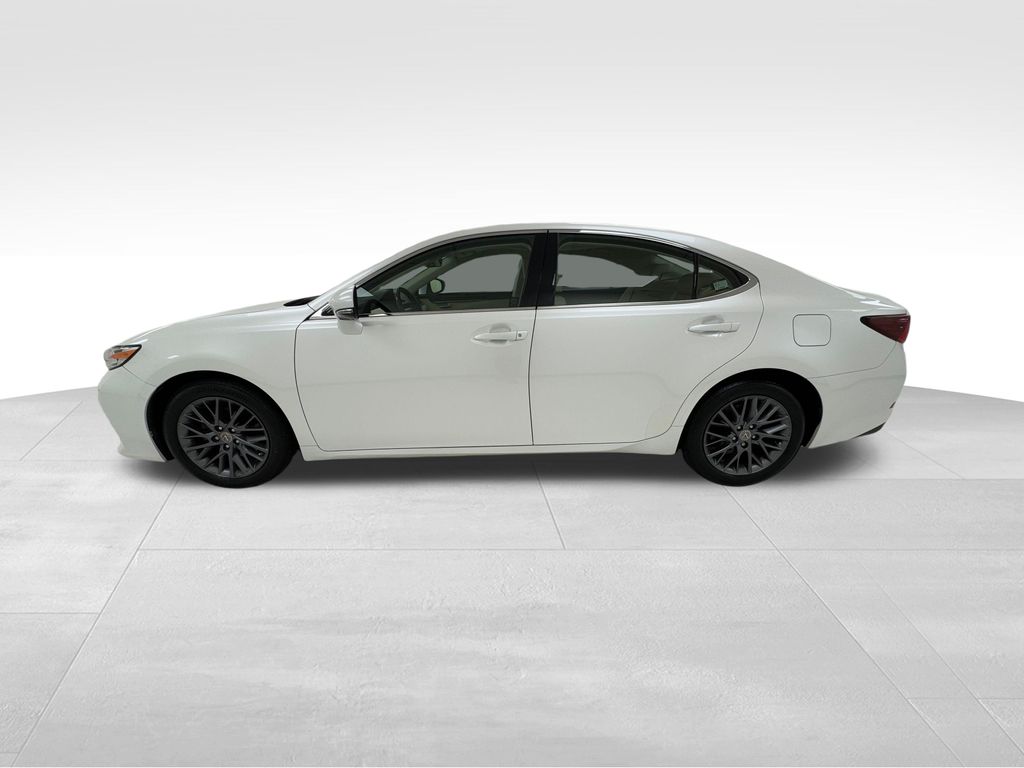 2018 Lexus ES 350 photo 4