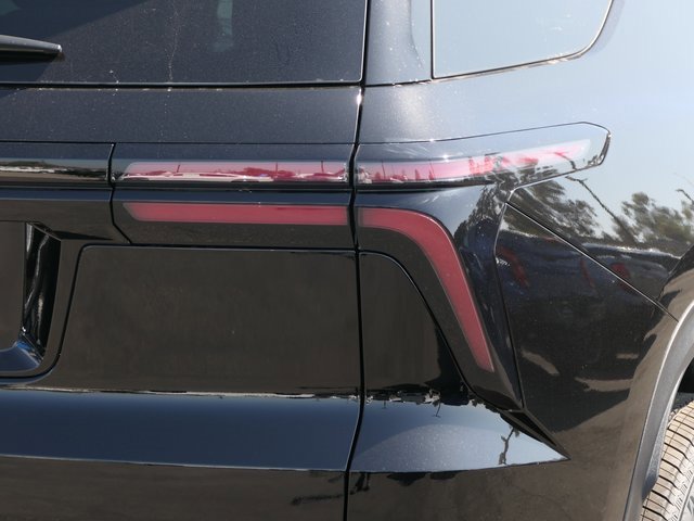 2026 Chevrolet Traverse photo 4