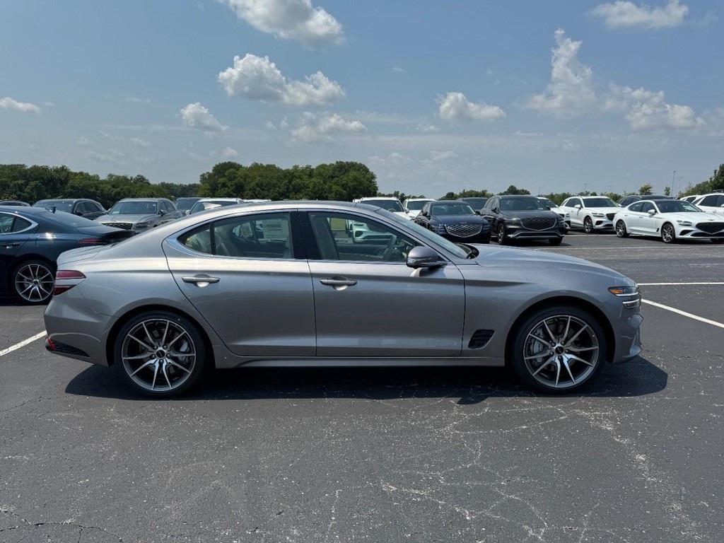2026 Genesis G70 2.5T Prestige AWD photo 2