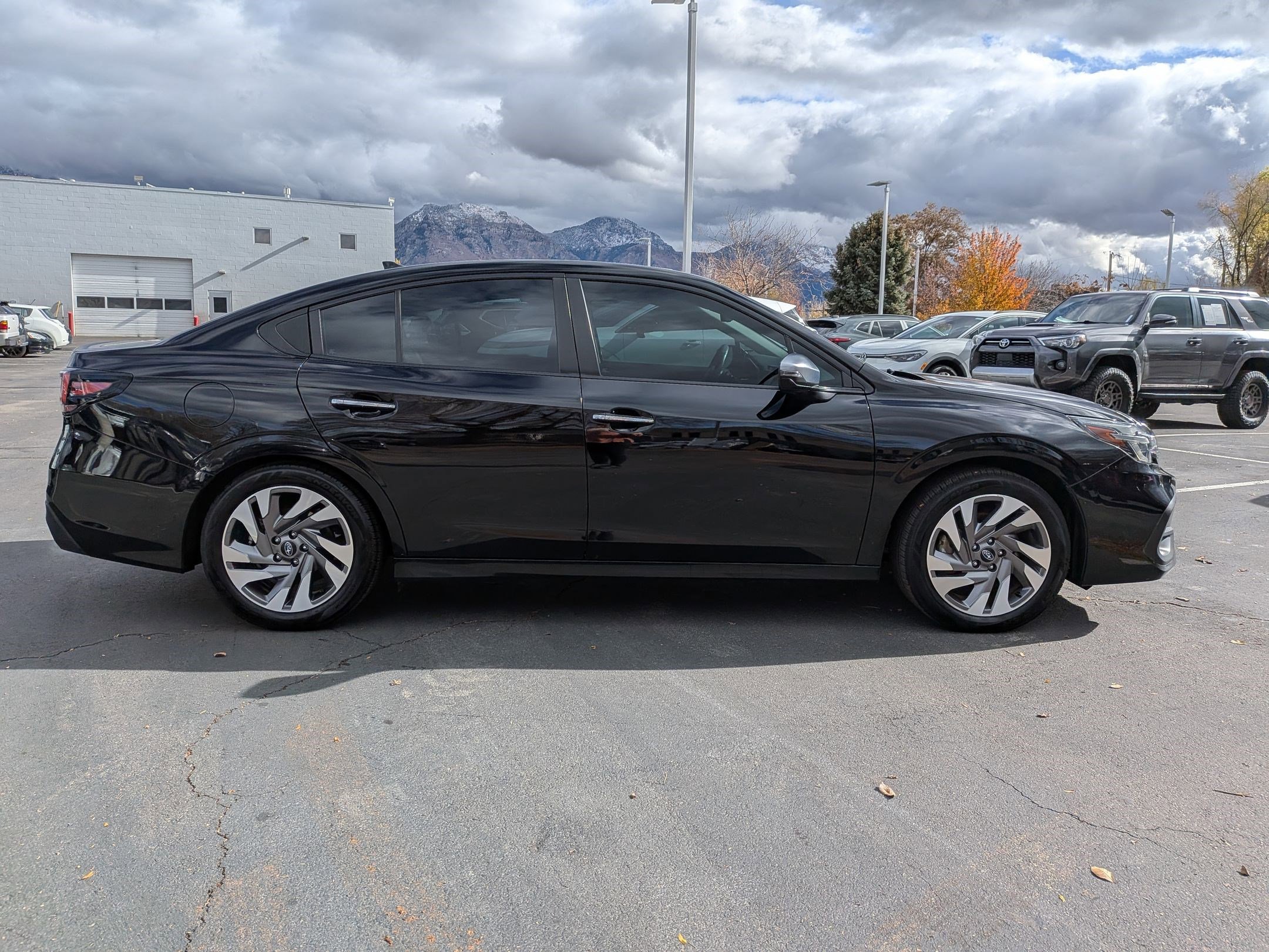 2023 Subaru Legacy Touring XT photo 2