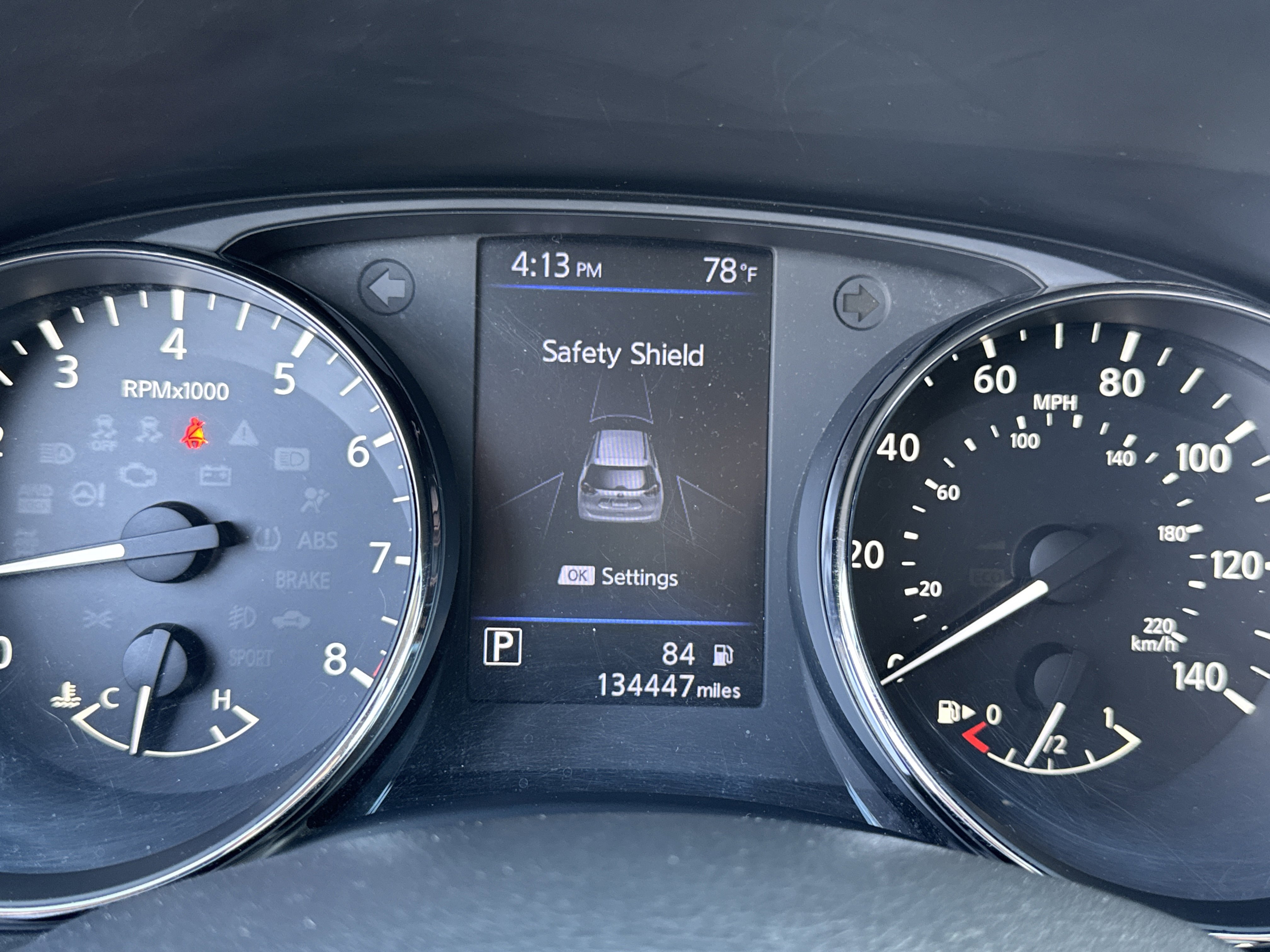 2018 Nissan Rogue SV photo 4