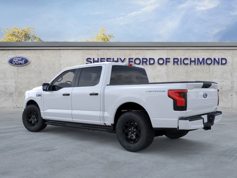 2025 Ford F-150 Lightning XLT photo 5