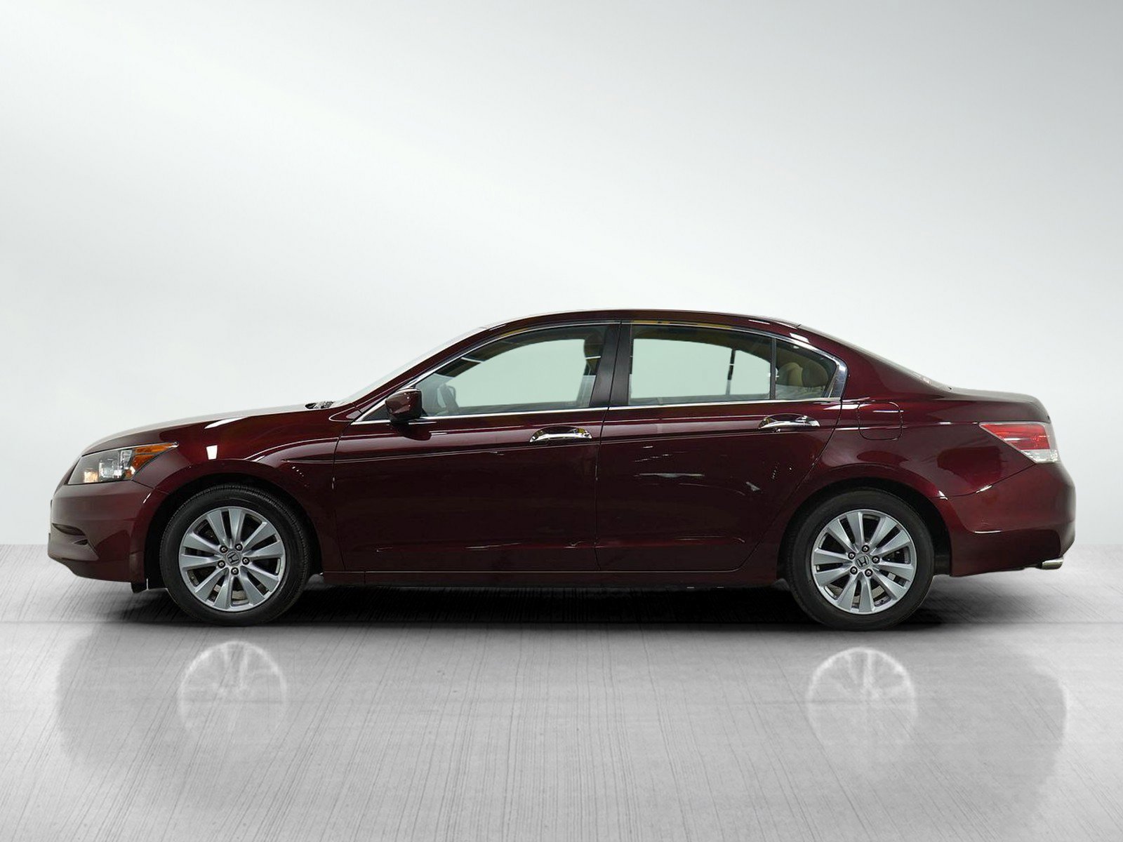 Used 2011 Honda Accord EX-L V6 with VIN 1HGCP3F85BA011632 for sale in Minneapolis, Minnesota