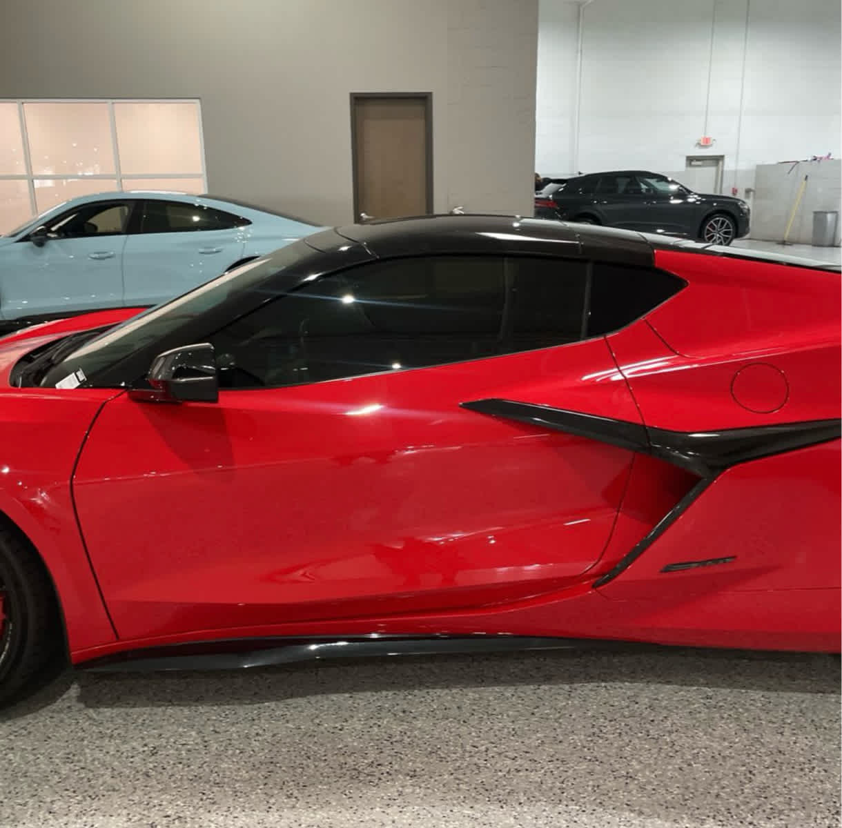 2025 Chevrolet Corvette E-Ray Coupe photo 3