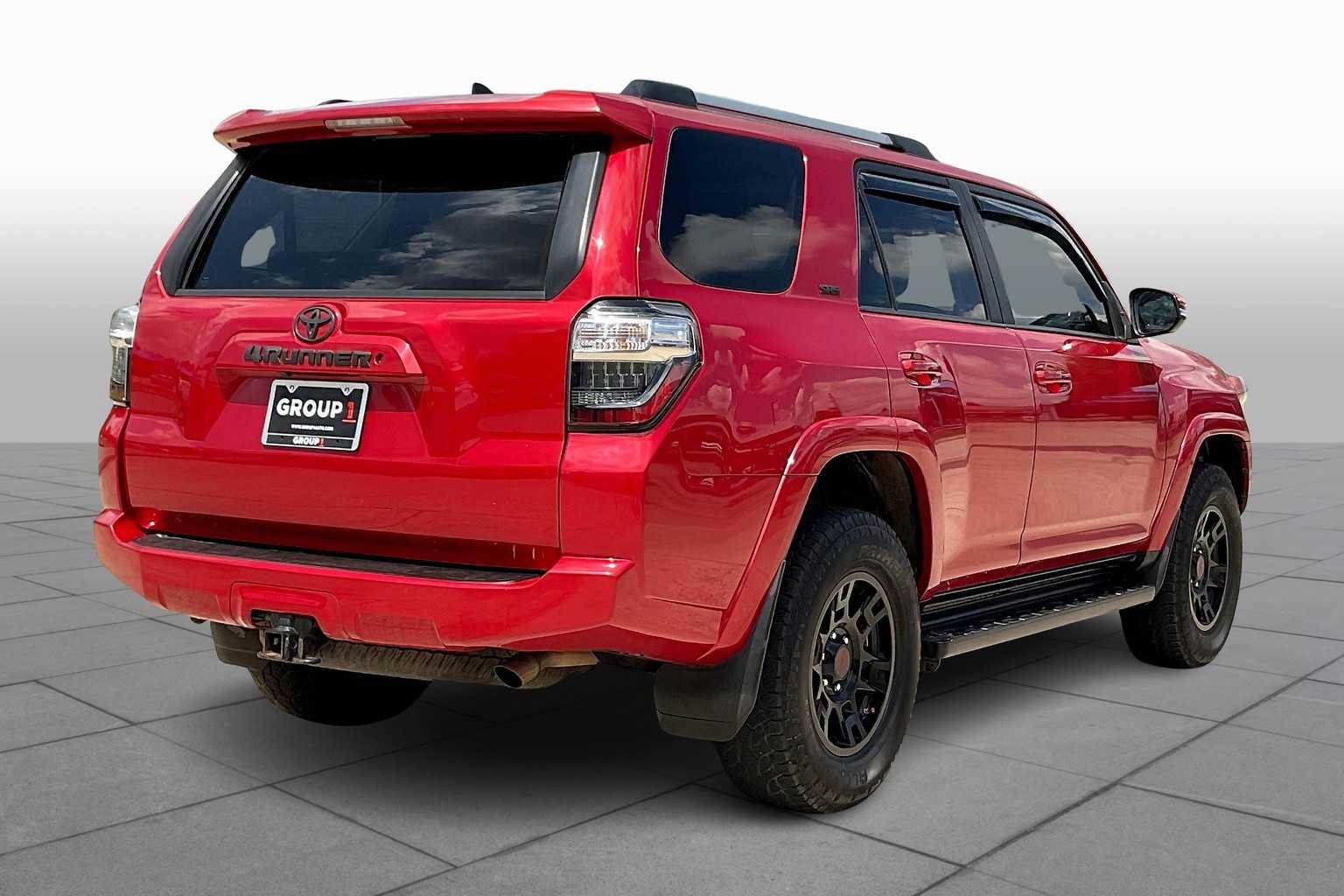 2019 Toyota 4Runner SR5 Premium photo 11