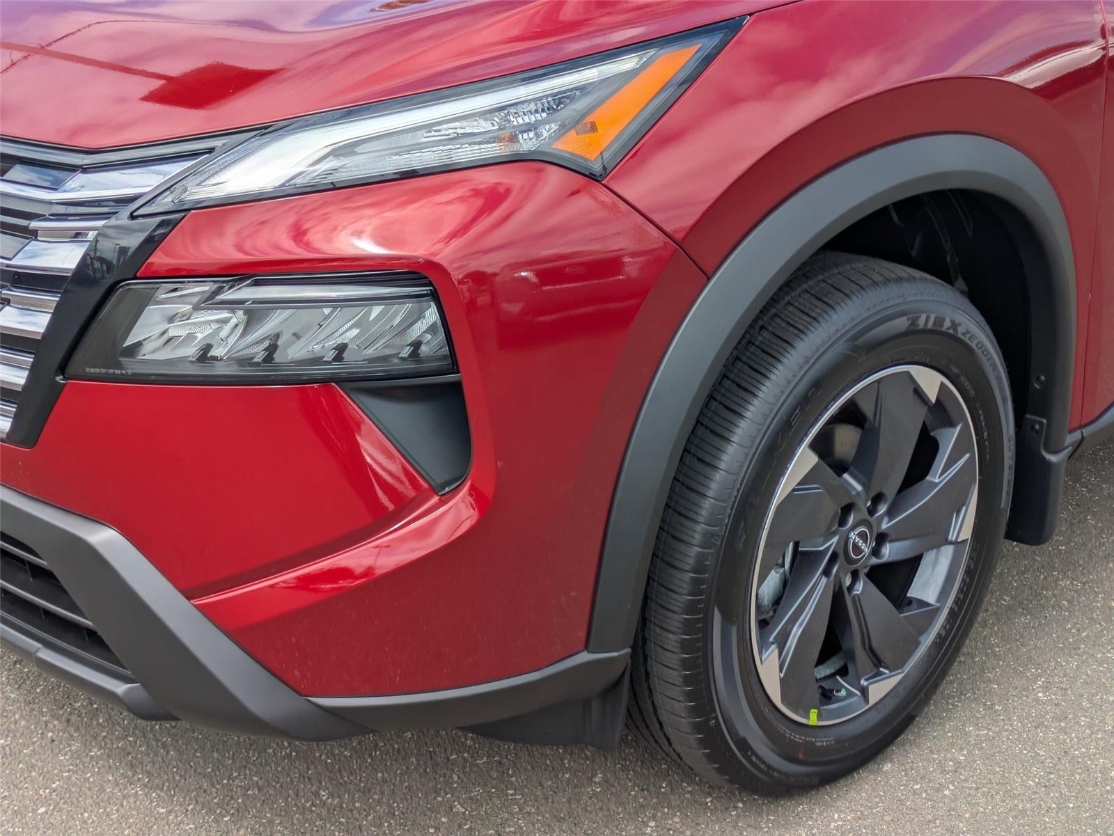 2026 Nissan Rogue SV photo 4